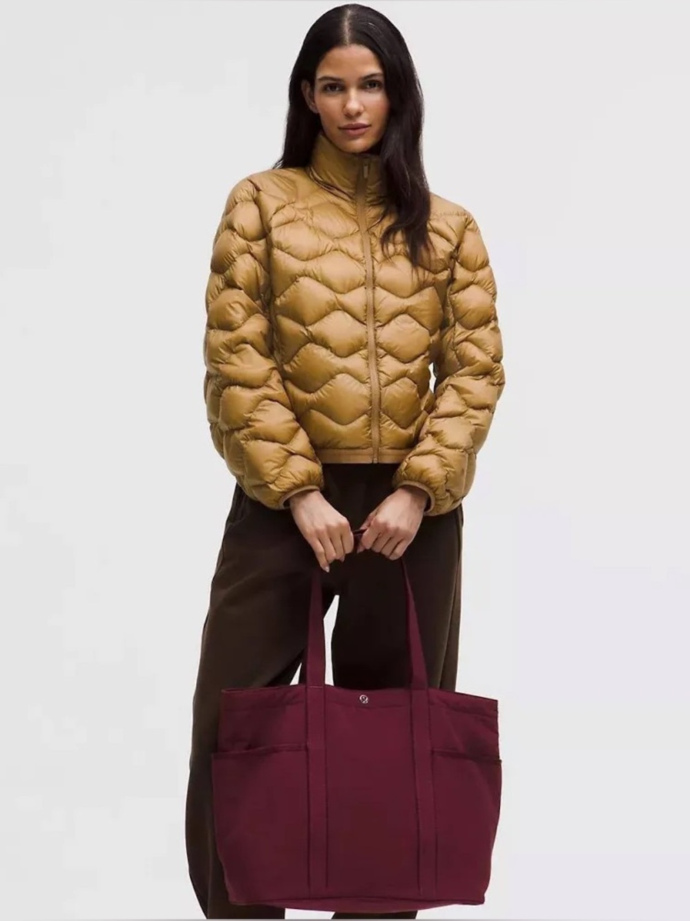 Lululemon Daily Multi-Pocket Tote Bag 20L in Burgundy Bay - Picture 2 of 15
